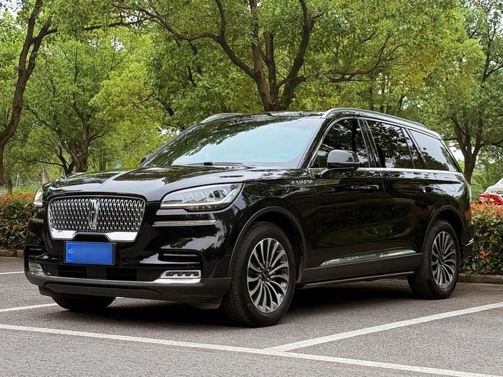 Aviator 2023 3.0T V6 AWD Exclusive 6-Seater