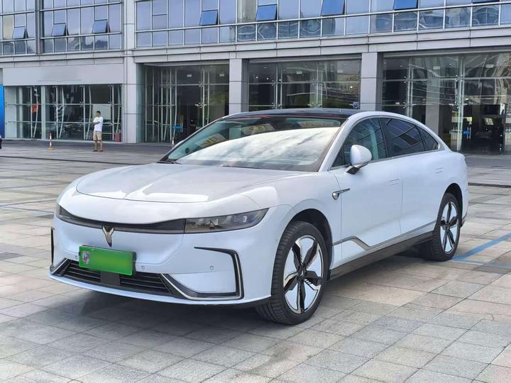 Passion 2023 AWD Flagship