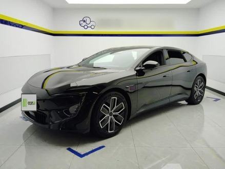 12 2024 700 RWD