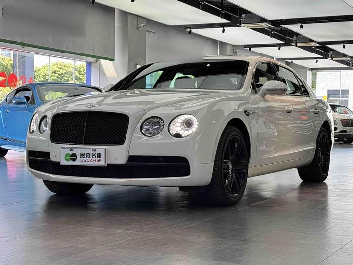 Flying Spur 2017 4.0T V8 Standard