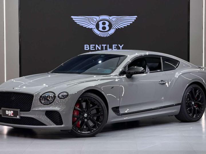2024 4.0T GT S V8