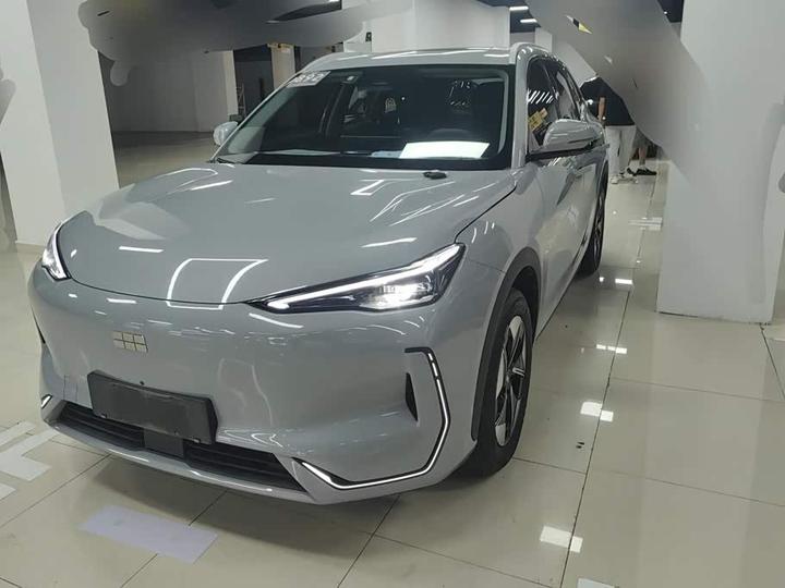 E5 2024 530km Explorer +