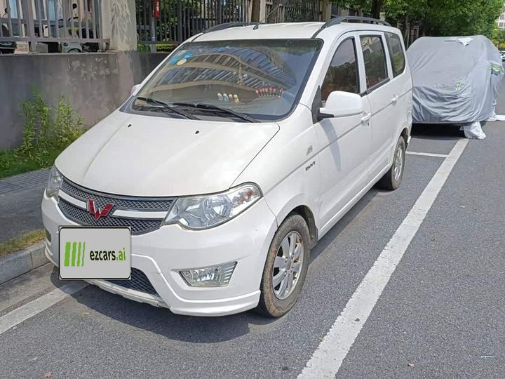 Hongguang 2015 1.5L S Base China V