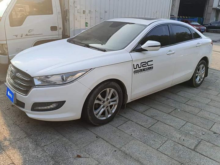 Bestune B50 2016 1.6L AT Luxury