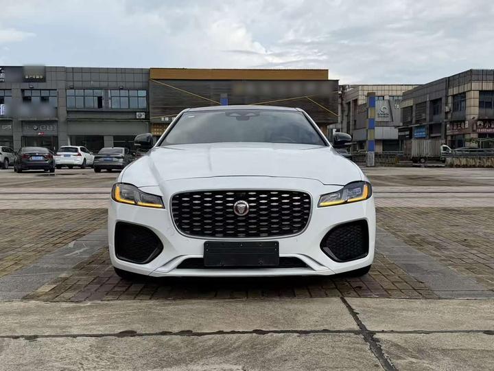 XFL 2022 XFL 2.0T P250 RWD Elite Sport