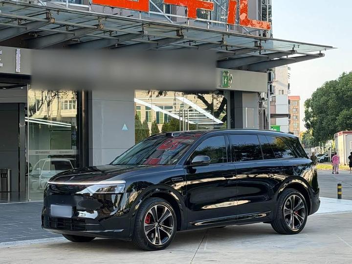 M8 2025 EREV Max+ 53.4kWh 6-Seater 192-Line LiDAR