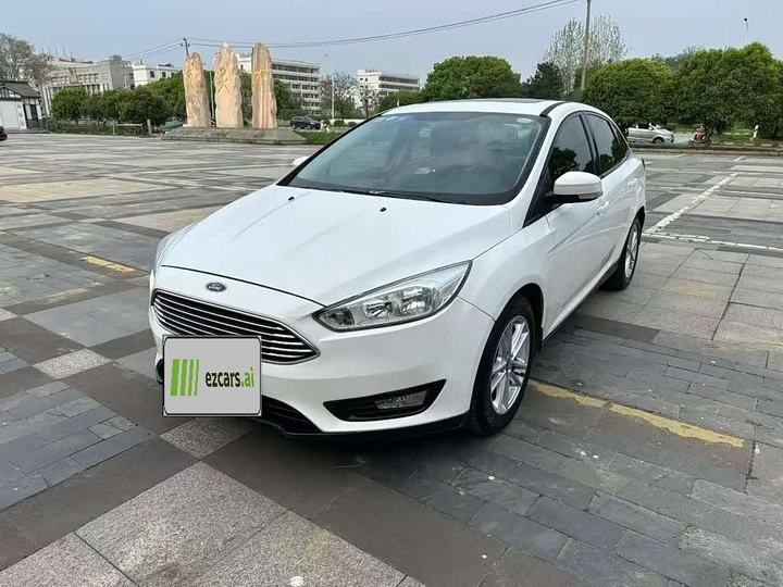 Focus 2018 Sedan Classic 1.6L AT Fashion