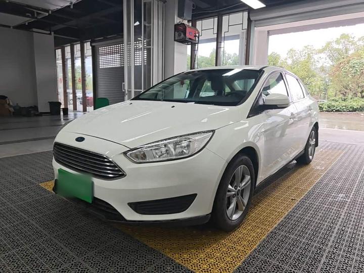 Focus 2018 Sedan Classic 1.6L AT Comfort