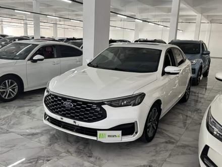 Escort 2021 1.5L AT