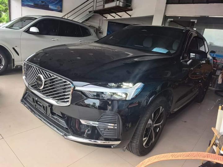 XC60 2026 B5 AWD Luxury