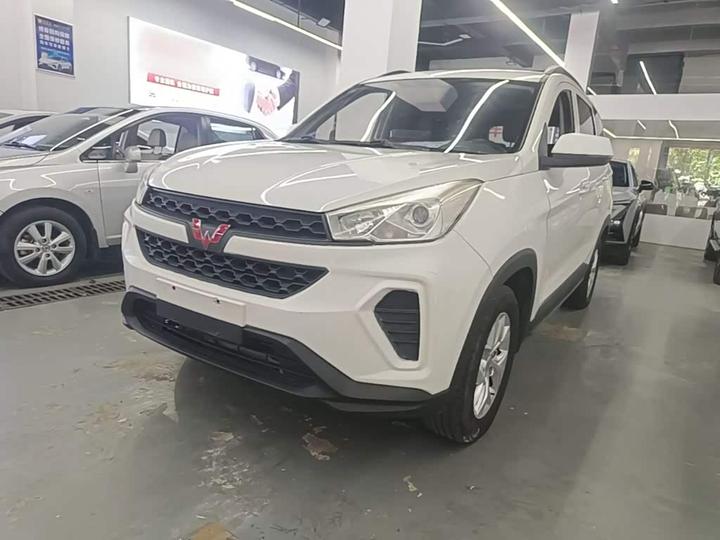 Hongguang S3 2018 1.5L MT Standard China V