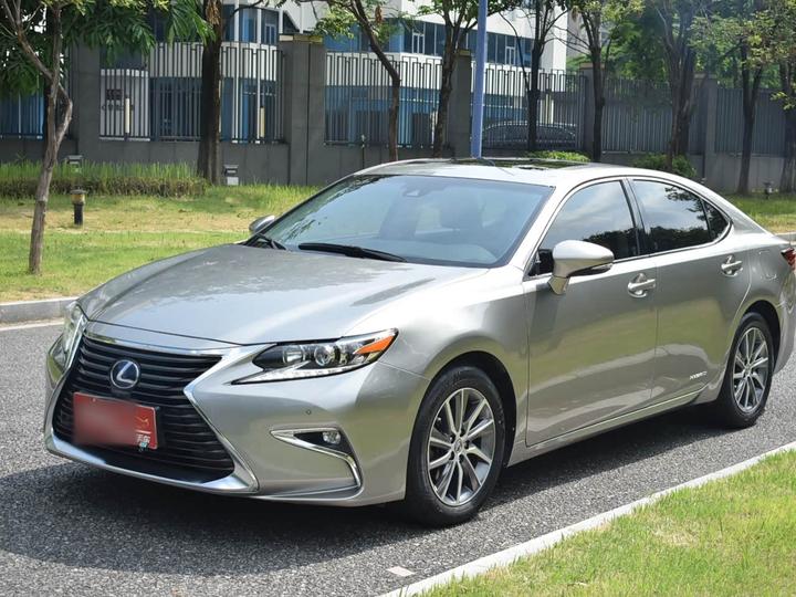 LexusES 2015 300h Comfort