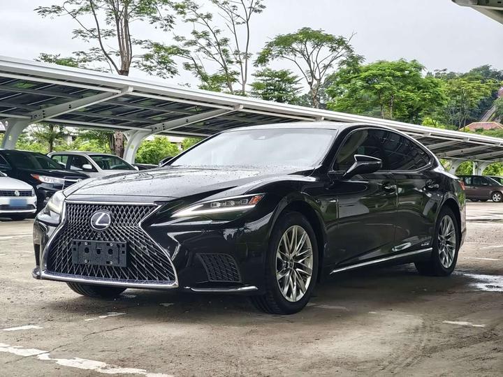 LexusLS 2021 500h Luxury
