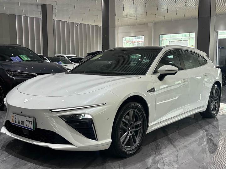 S 2024 EREV 300 Standard