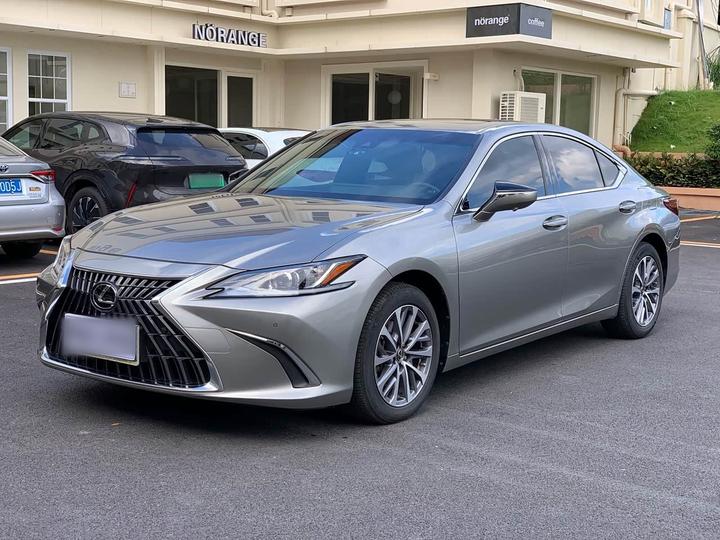 LexusES 2023 200 Excellence