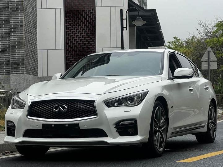 Q50L 2016 2.0T Luxury Sport