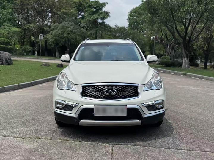 QX50 2015 2.5L Enjoy