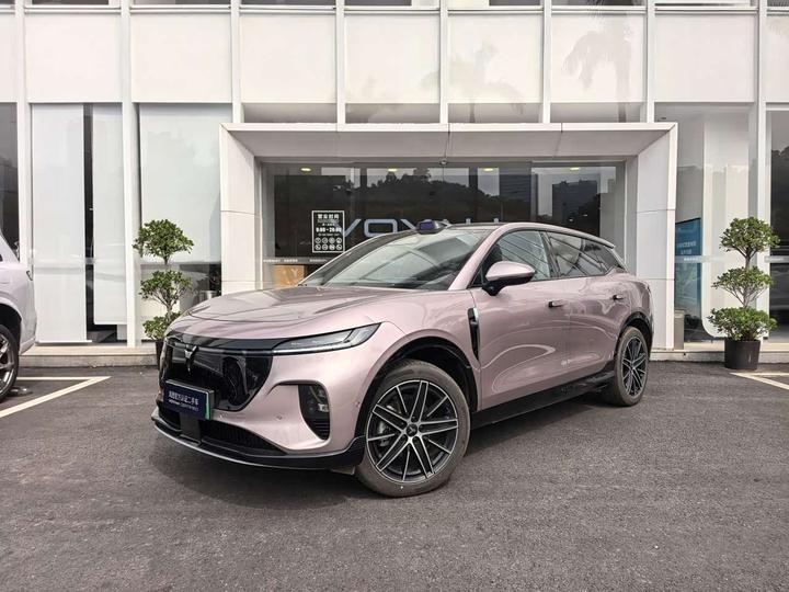 2025 RWD Qiankun