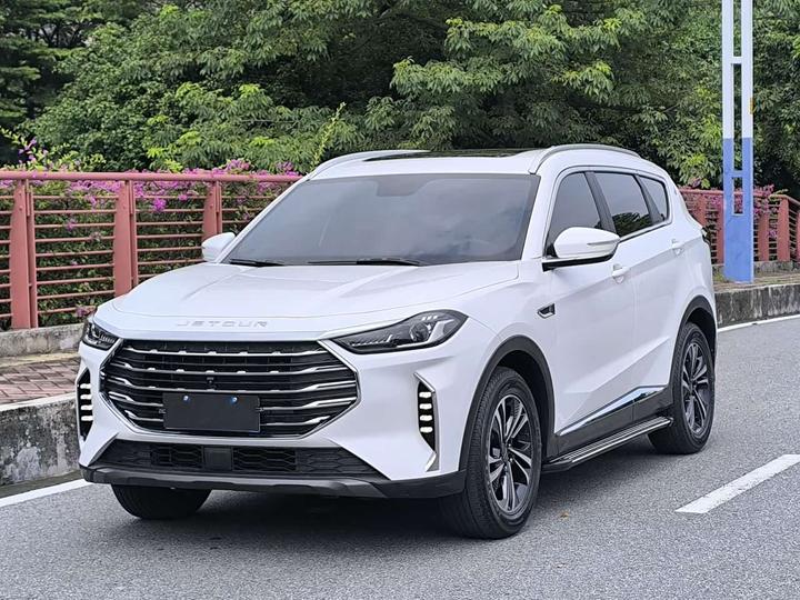 X70 PLUS 2021 1.5T DCTPRO 7-Seater