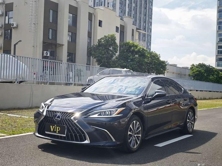LexusES 2022 300h Excellence