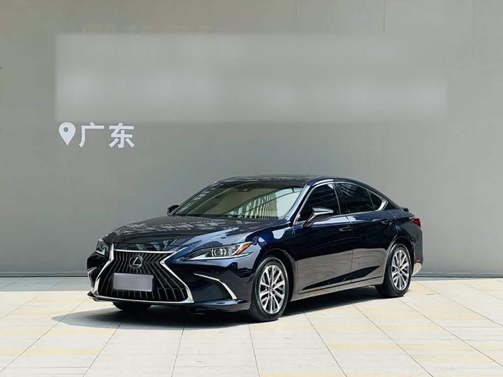 LexusES 2022 300h Excellence