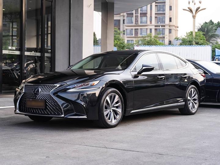 LexusLS 2020 500h Excellence China VI
