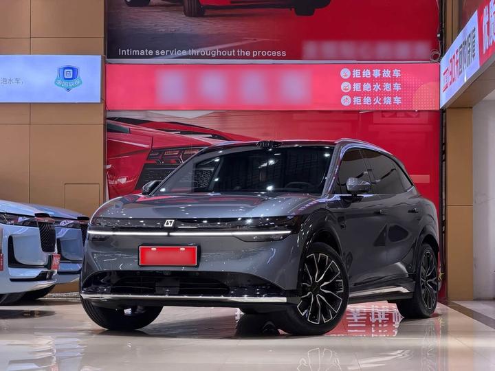 7X 2025 75kWh RWD ADAS
