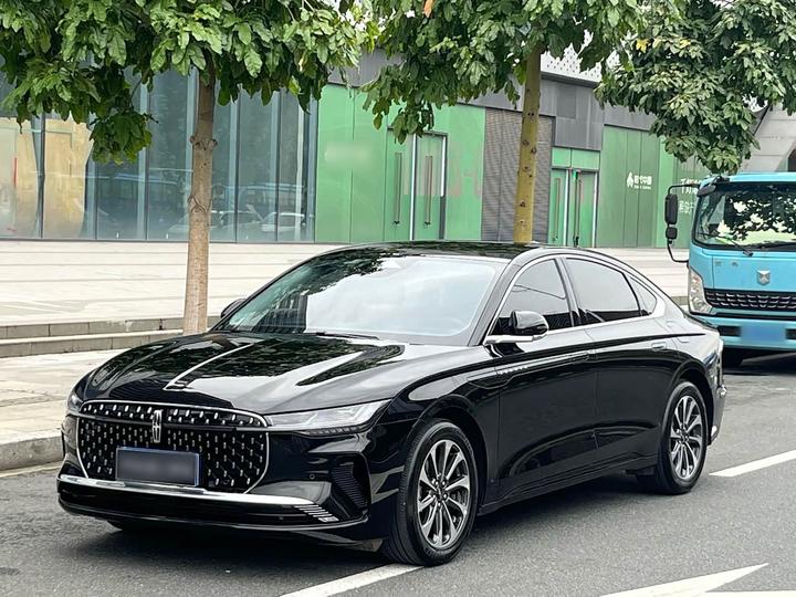 Z 2025 2.0T
