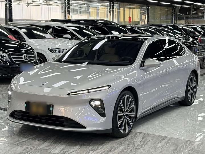 ET7 2024 75kWh Executive Signature