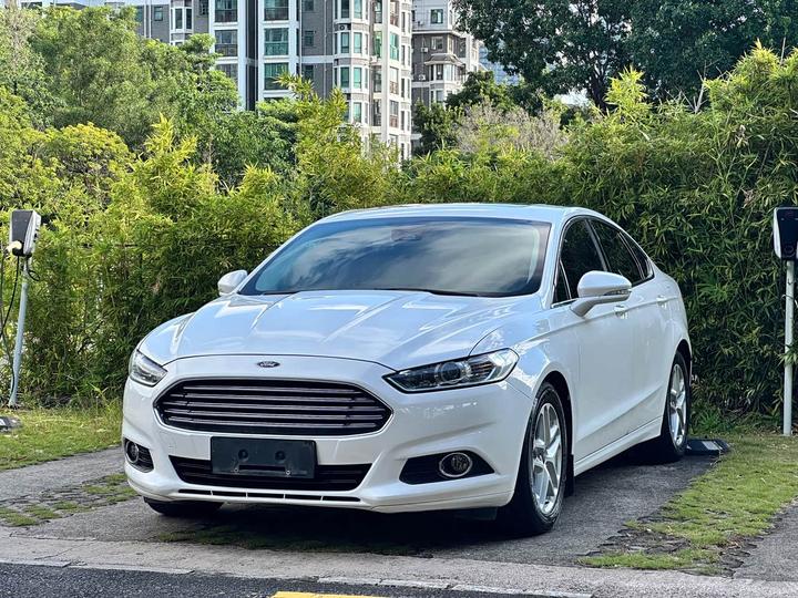 Mondeo 2013 1.5L GTDi180Fashion