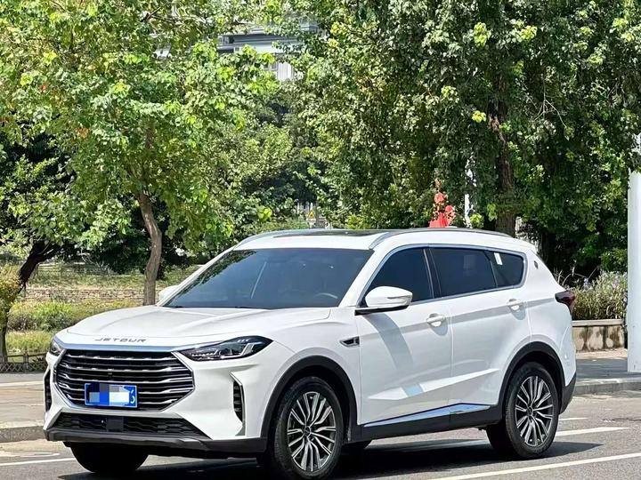 X70 PLUS 2023 1.5T DCTPRO 7-Seater