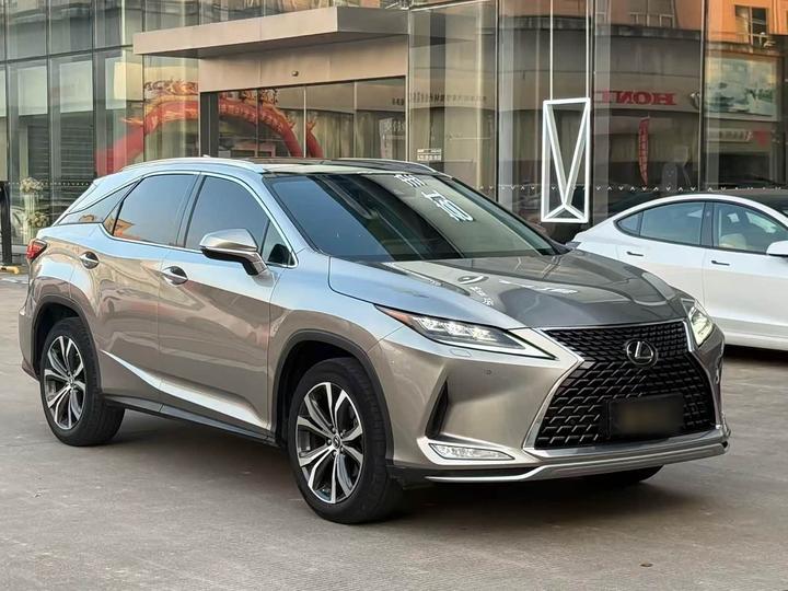 LexusRX 2020 Facelift 300 AWD Elegant