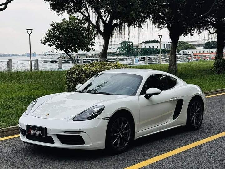 718 2018 Cayman 2.0T