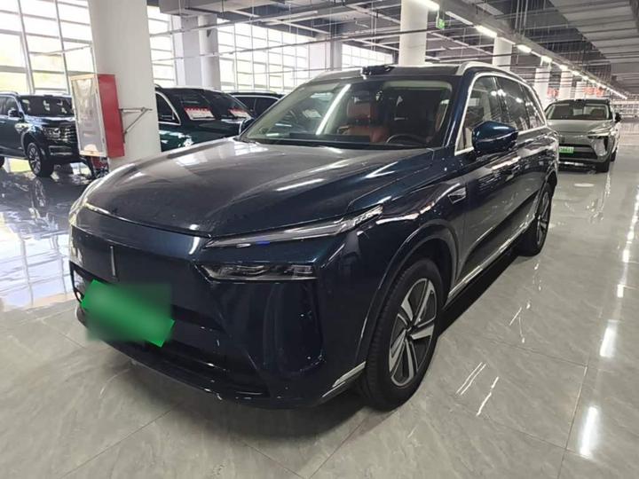 Blue Mountain 2025 AWD Max