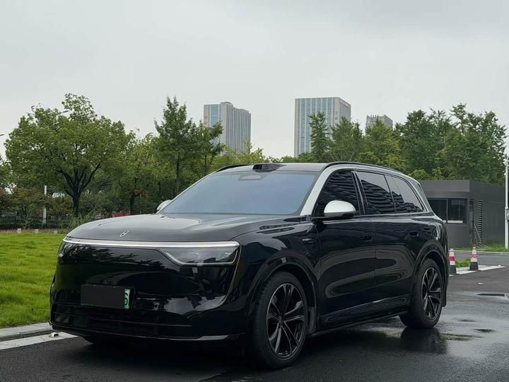 M8 2025 EREV Ultra 53.4kWh 6-Seater 192-Line LiDAR