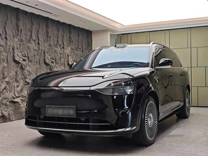 M9 2025 EREV Ultra 52kWh 6-Seater 192-Line LiDAR