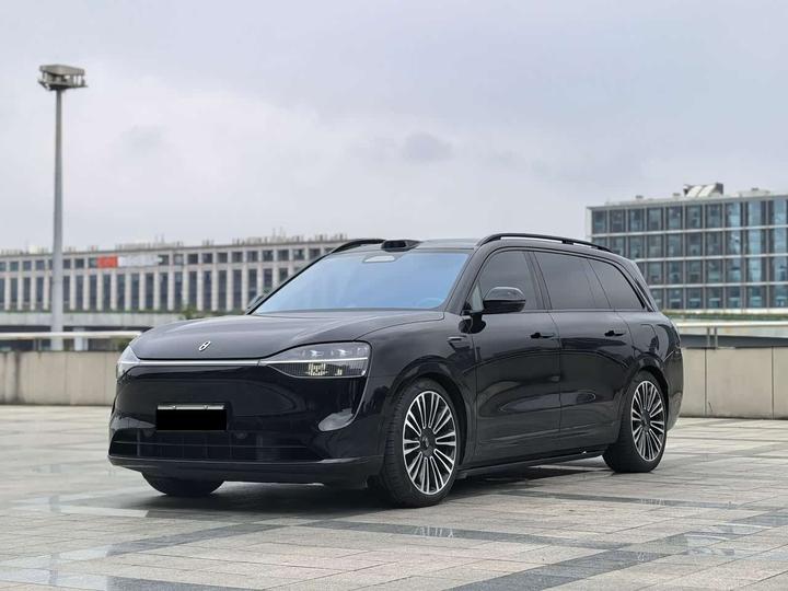M9 2025 EREV Ultra 52kWh 5-Seater 192-Line LiDAR