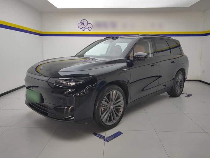 C16 2026 EREV 280 LiDAR Smart Premium 6-Seater