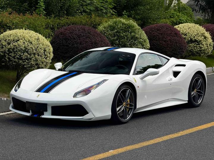 488 2015 488 GTB