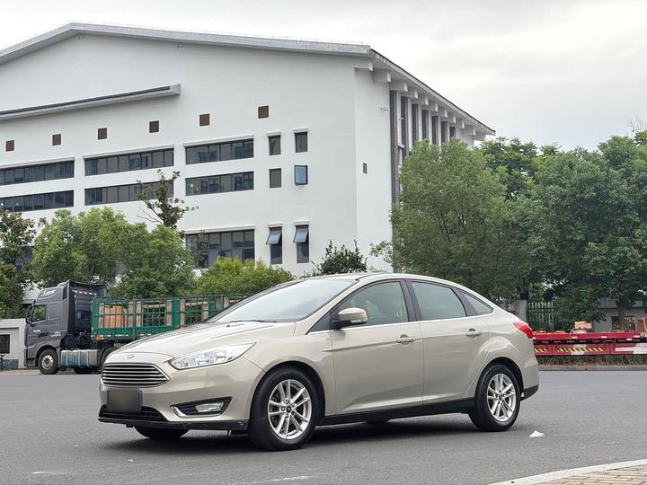 Focus 2015 Sedan EcoBoost 180 AT Elite