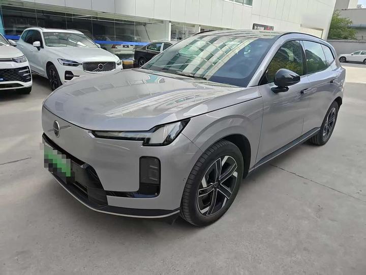 XC70 Hybrid 2026 RWD Long Range Core