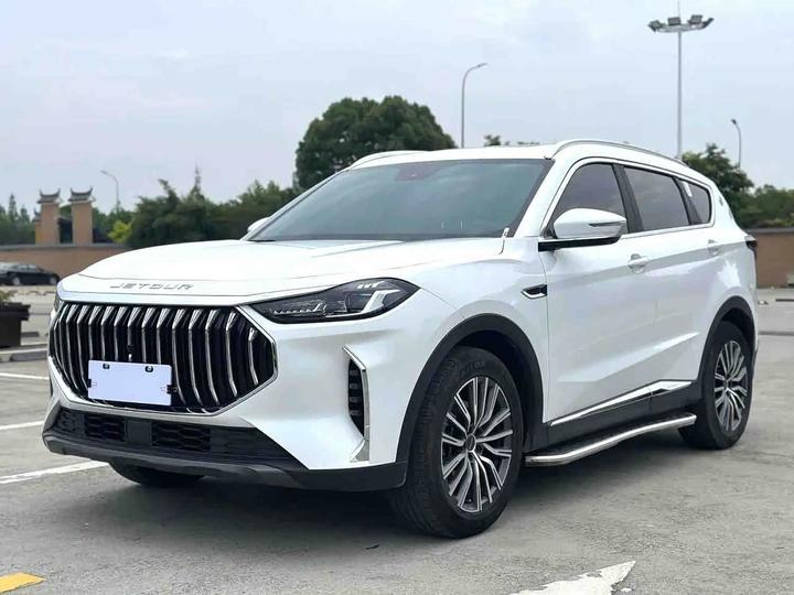 X70 PLUS 2025 Champion 1.5T DCTMAX+ 7-Seater
