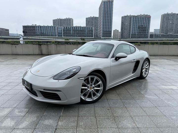 718 2022 Cayman 2.0T