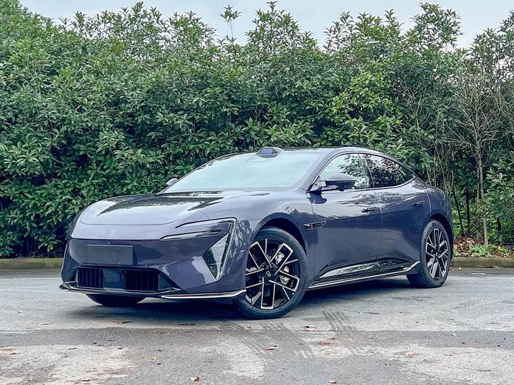 06 2025 Ultra EV