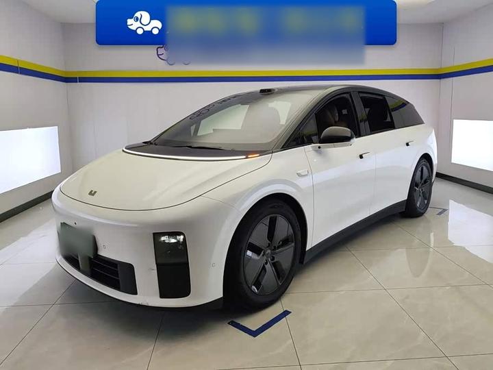i6 2025 RWD Standard