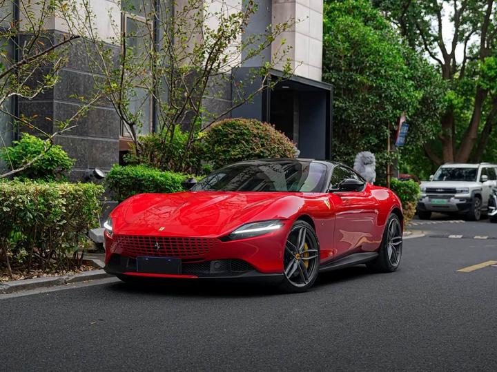 Roma 2020 3.9T V8