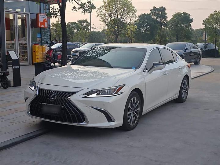 LexusES 2021 300h Excellence