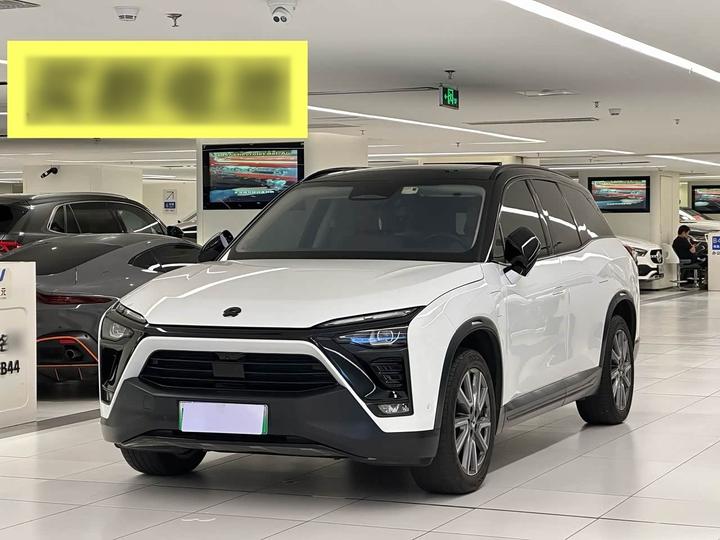 ES8 2018 355KM 7-Seater