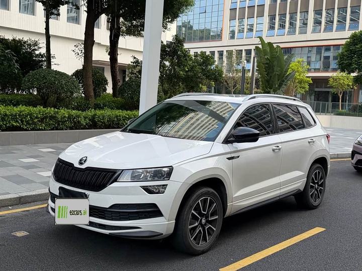 Karoq 2022 TSI280 Exclusive