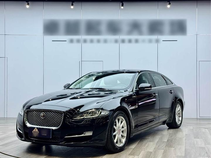 XJ 2016 XJL 2.0T RWD Business